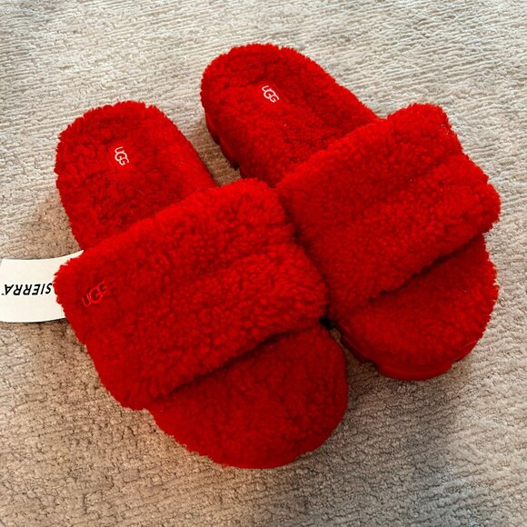 NWT UGG Cozetta Curly Slides - Picture 1 of 5
